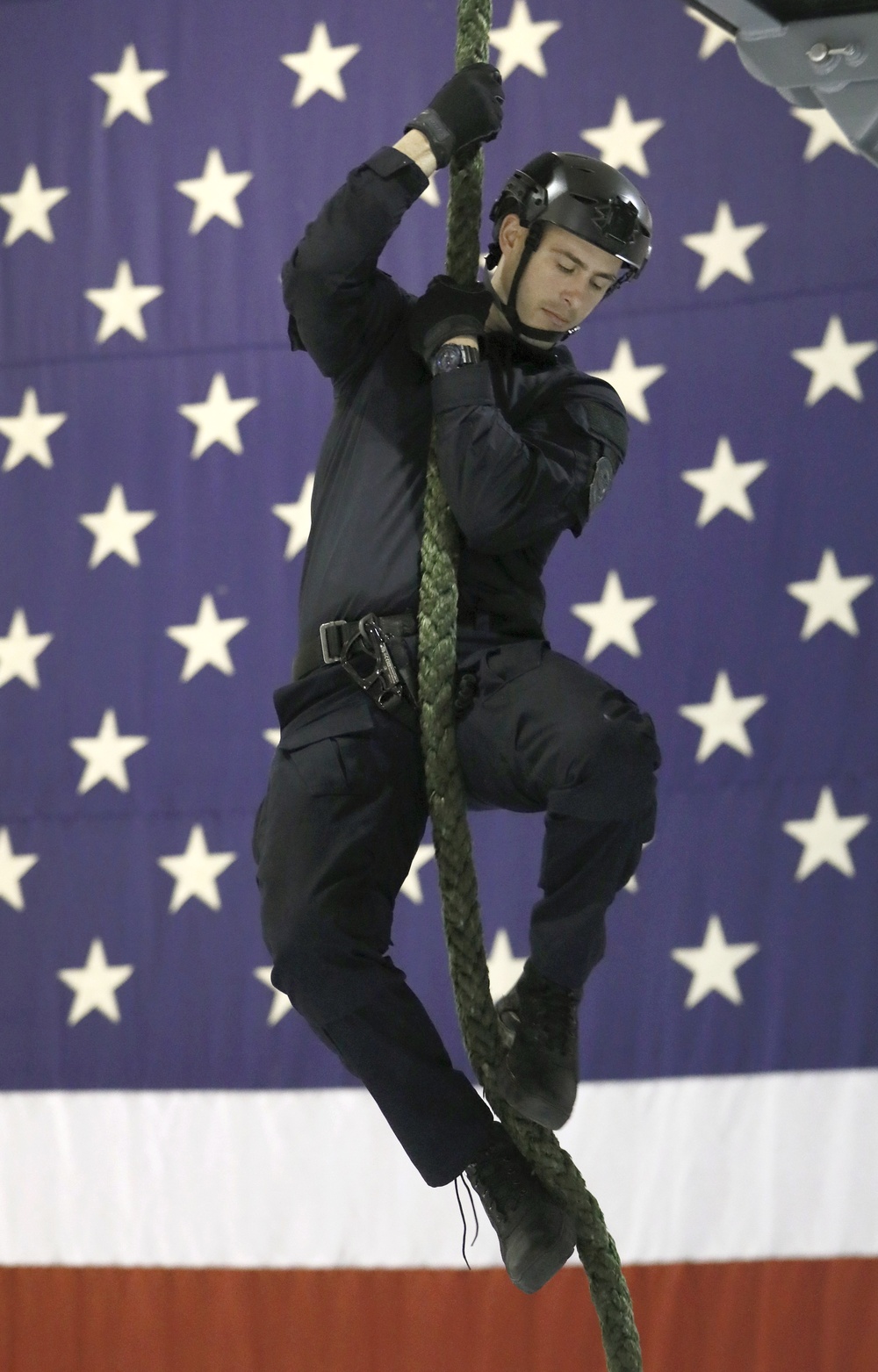 CBP SRT conducts training exercises ahead of Super Bowl LIII