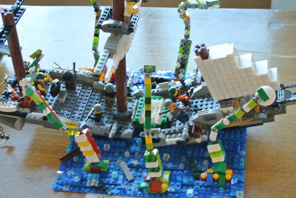 LEGo Shipbuilding contest entries