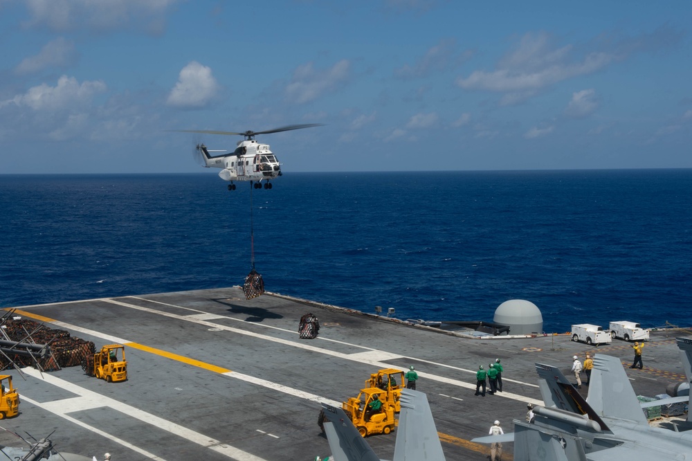 The aircraft carrier USS John C. Stennis (CVN 74) and the fleet replenishment oiler USNS Guadalupe (T-AO 200) conduct a replenishment-at-sea