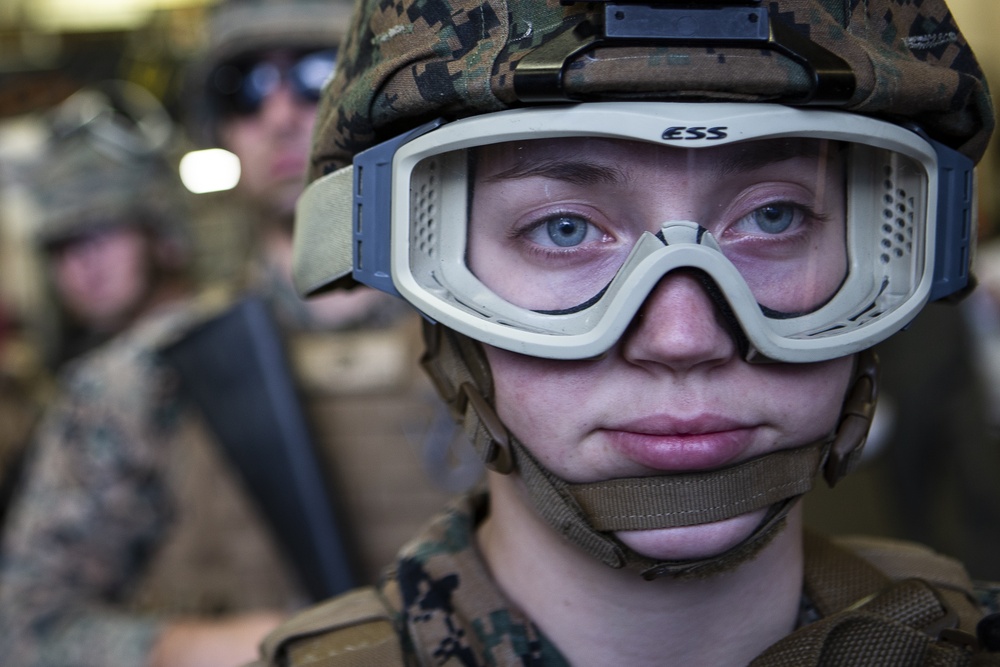 CLB-31 Marines, Sailors conduct small-arms marksmanship training aboard Wasp