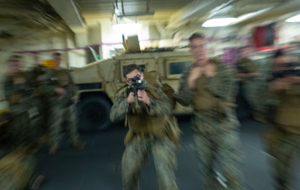 Weapons Company Marines refine weapons handling fundamentals aboard Green Bay