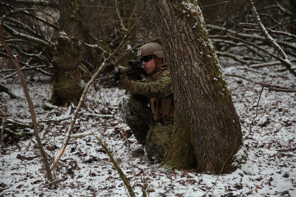 Savage Company Platoon Attacks