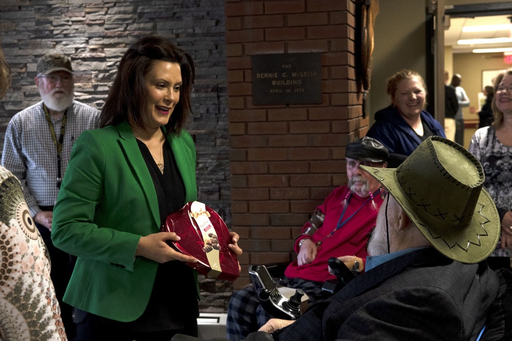 MI Gov. Gretchen Whitmer receives gift from member of the Grand Rapids Home for Veterans