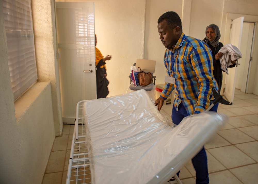 Ali Oune Medical Clinic ribbon cutting ceremony