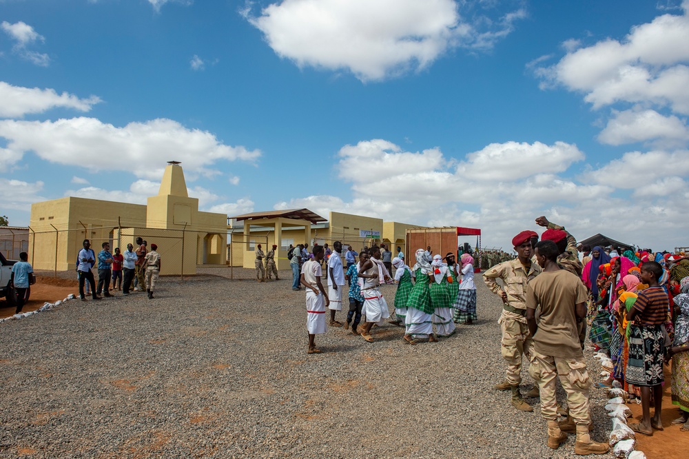 Ali Oune Medical Clinic ribbon cutting ceremony