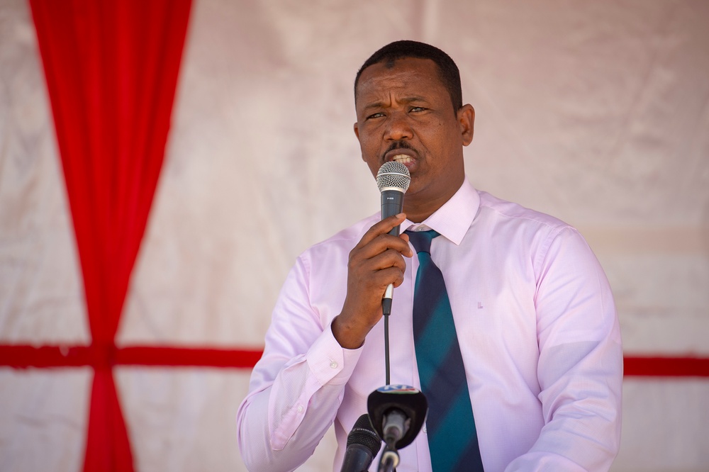 Ali Oune Medical Clinic ribbon cutting ceremony