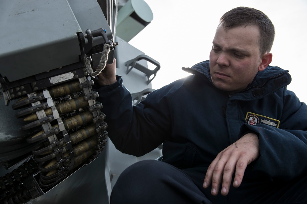 USS Stout Conducts RE-6