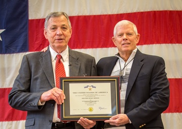 Marine Awarded Silver Star for Vietnam War Heroics