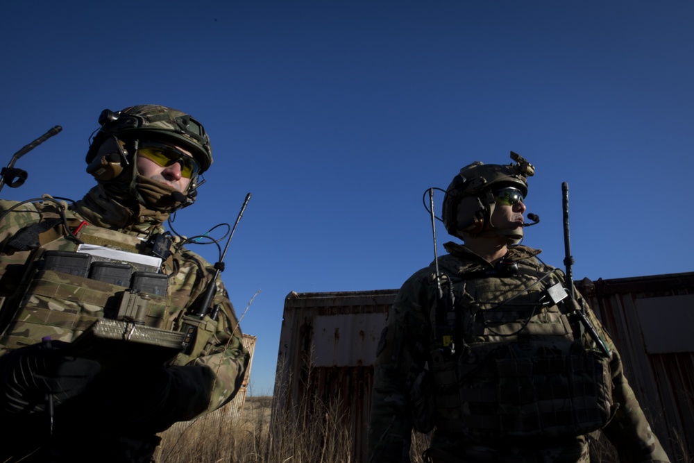 TACP Airmen train during polar vortex