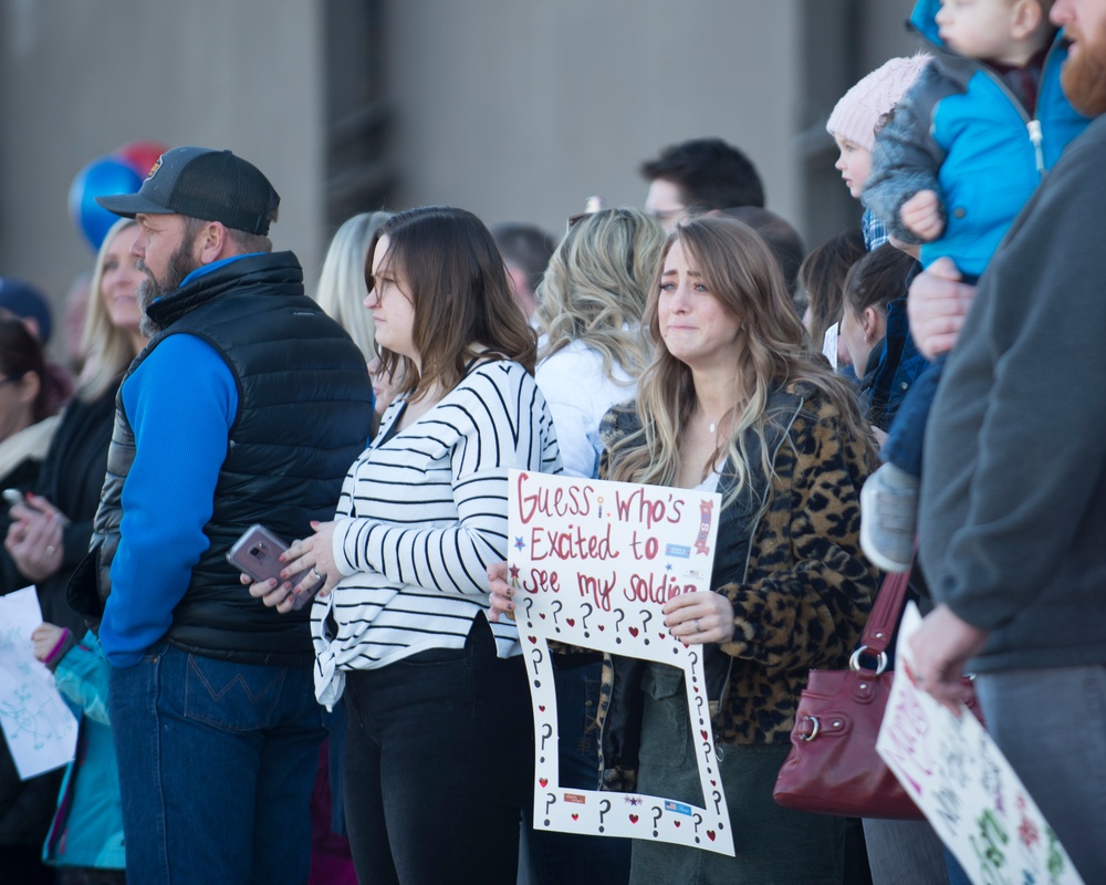 Utah Soldiers return home