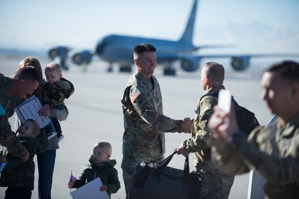 Utah Soldiers return home