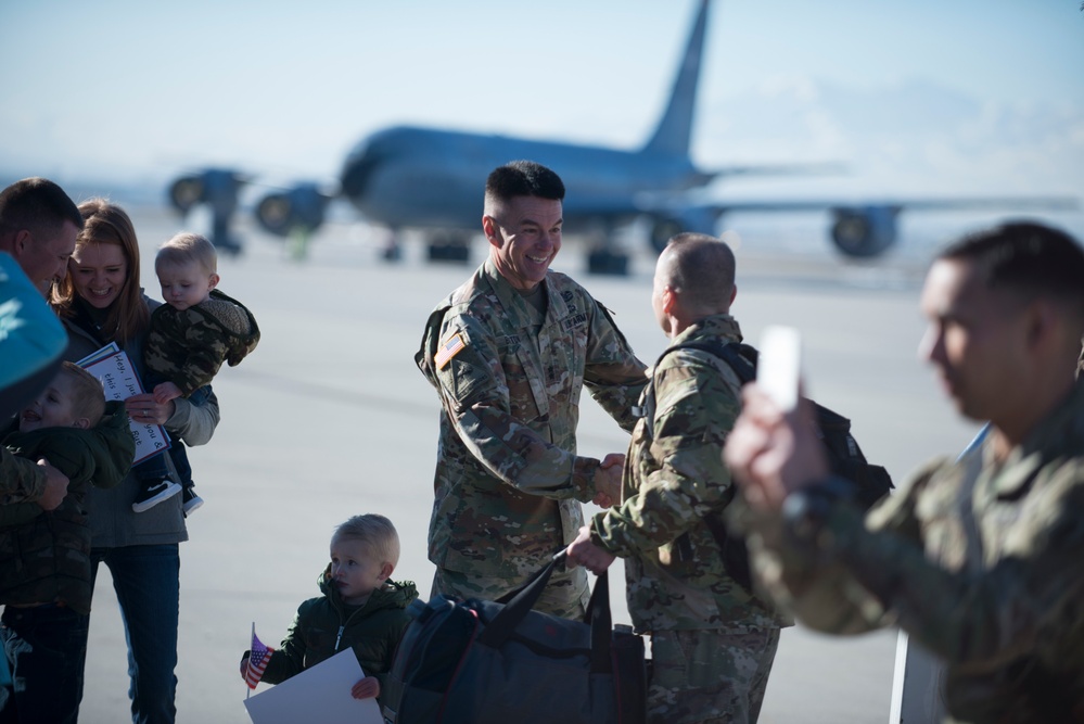 Utah Soldiers return home