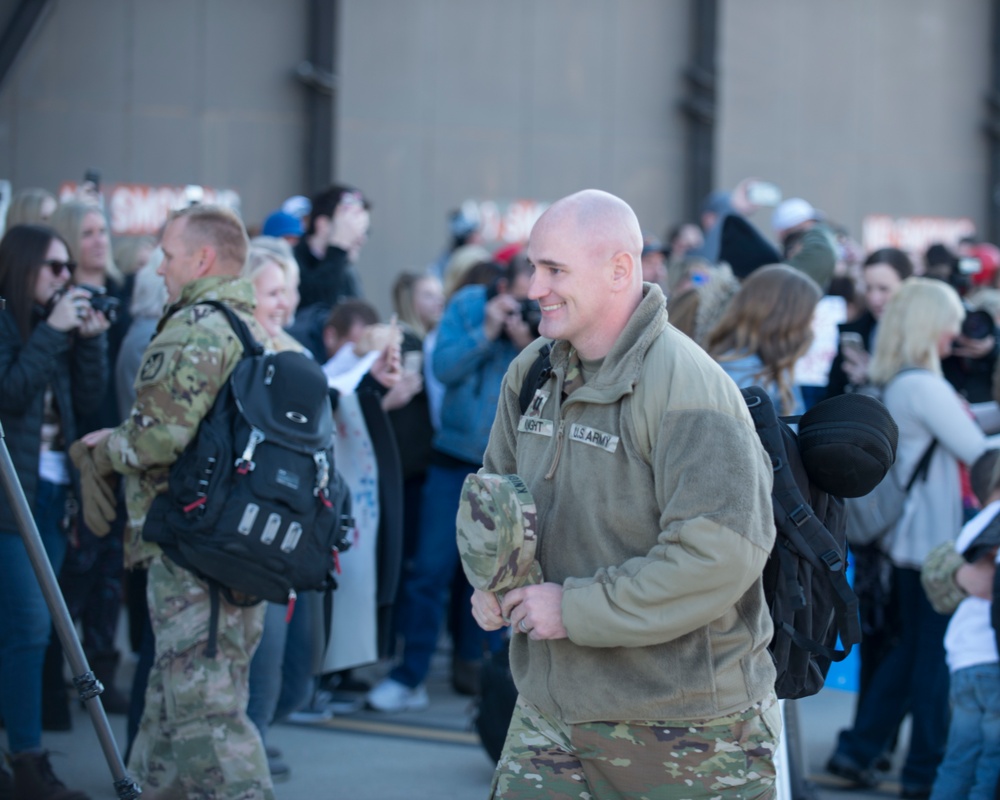 Utah Soldiers return home