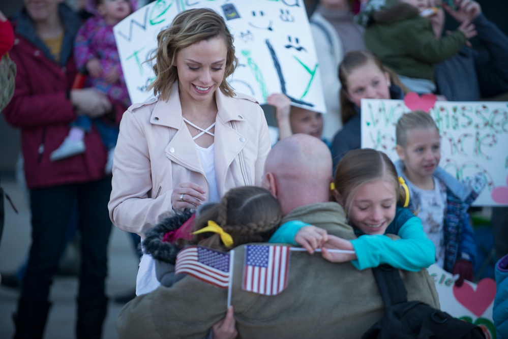 Utah Soldiers return home