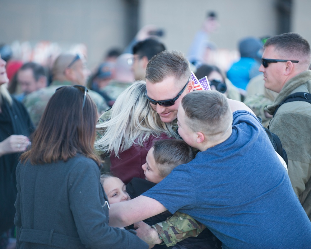 Utah Soldiers return home
