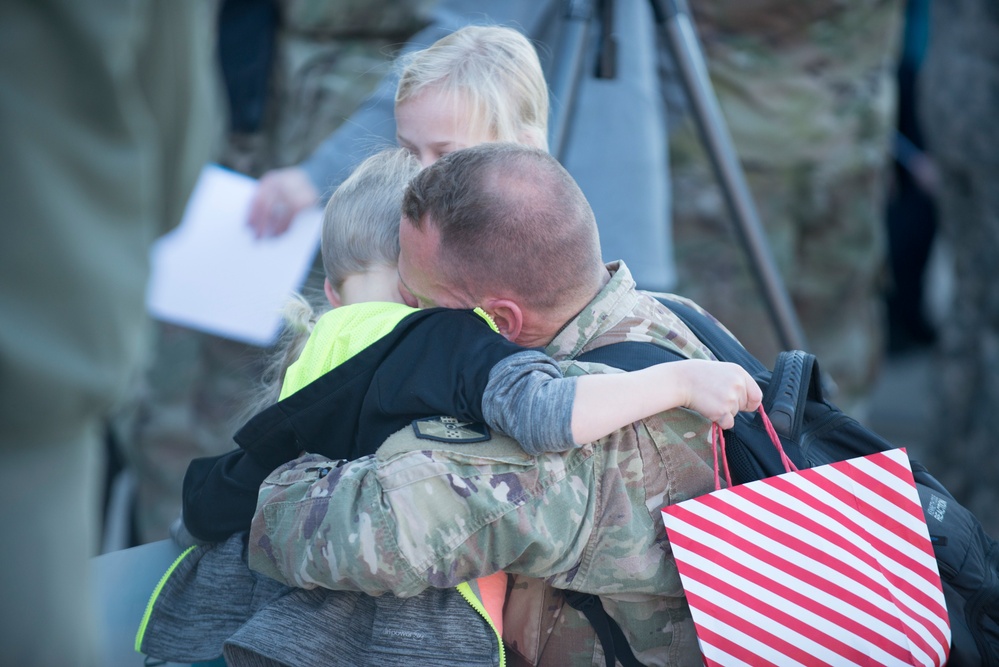 Utah Soldiers return home