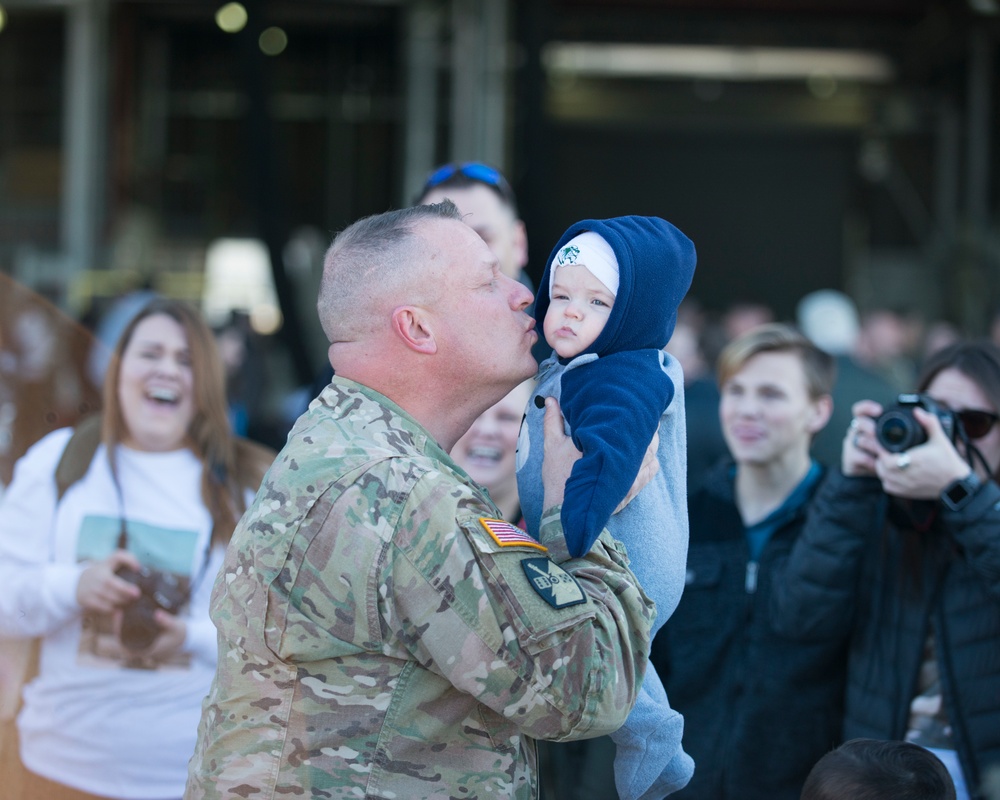 Utah Soldiers return home