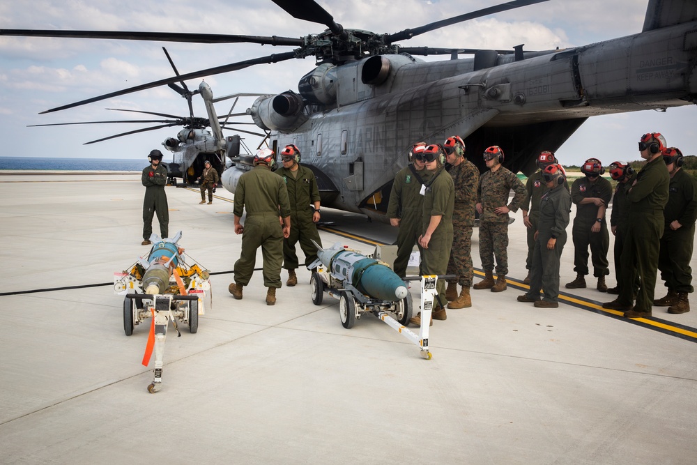 1st MAW enhances capabilities during Distributed STOVL Operations