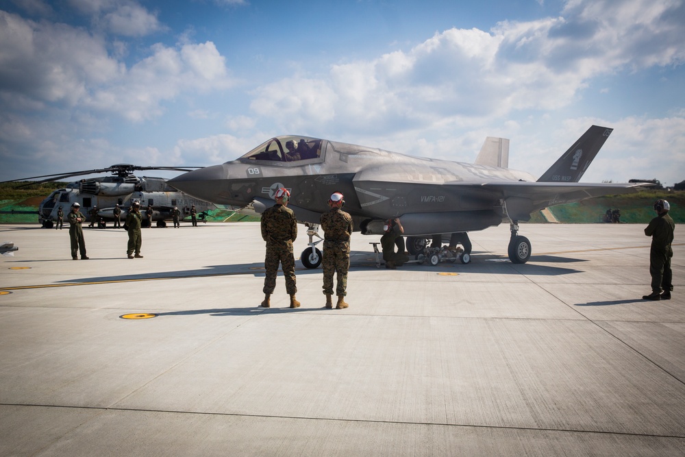 1st MAW enhances capabilities during Distributed STOVL Operations