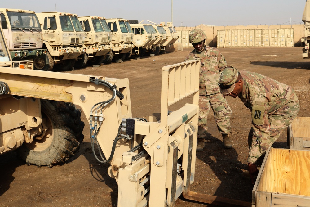 Task Force Cavalier Master Driver Educates Soldiers on Forklift Operations