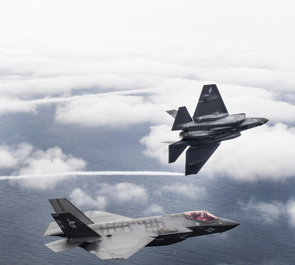 F35's Fly Over Gulf of Mexico