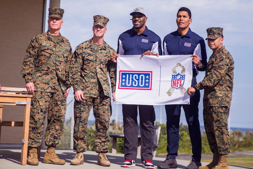 Visiting the Troops | NFL alumni visit service members overseas