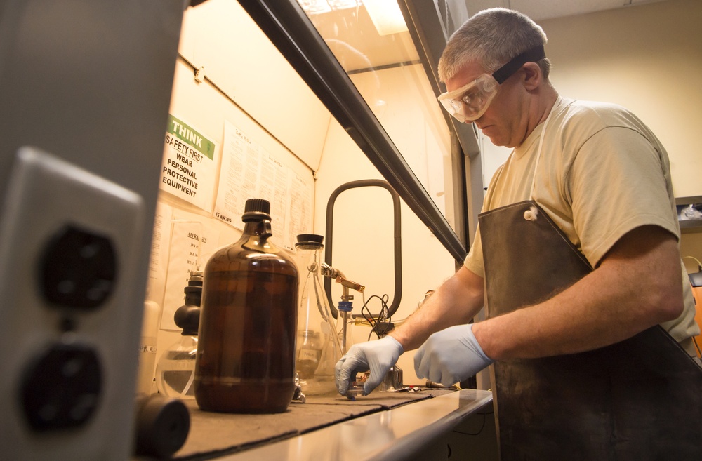 Fuels lab keeps AUAB combat ready