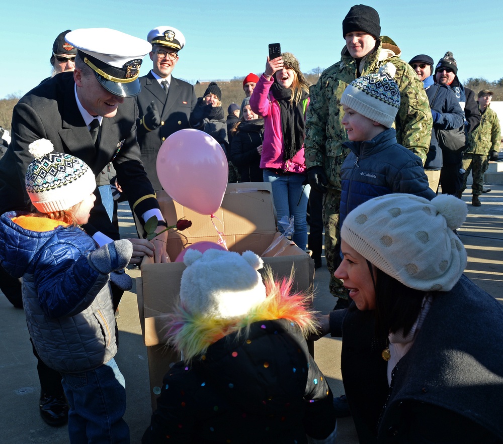 USS North Dakota (SSN 784) Returns from Deployment