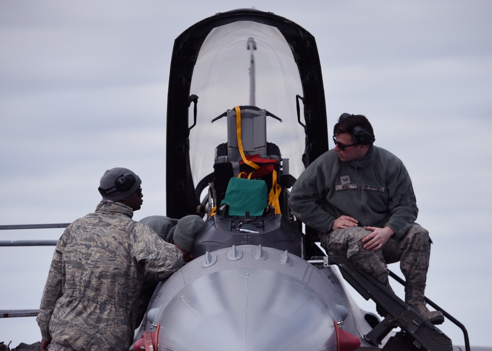 180th FW visits 45th SW