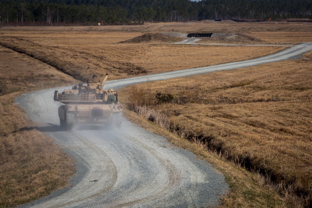 2nd Tank Battalion conducts marksmanship qualification training