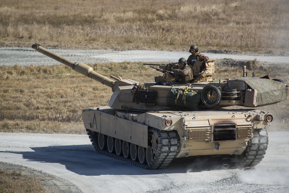 2nd Tank Battalion conducts marksmanship qualification training