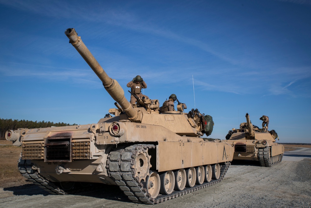 2nd Tank Battalion conducts marksmanship qualification training