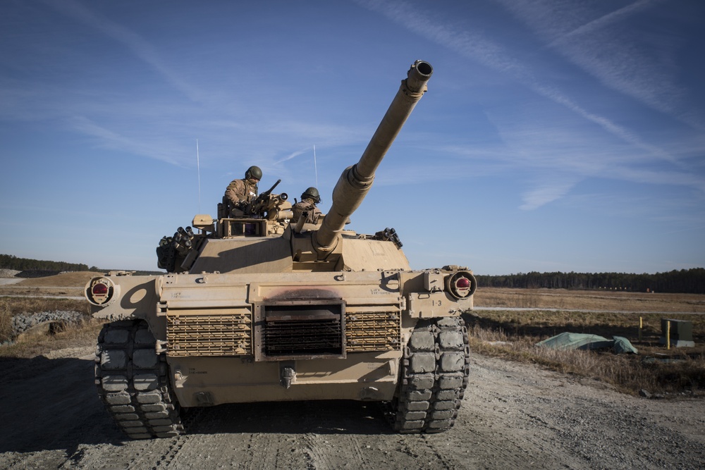 2nd Tank Battalion conducts marksmanship qualification training