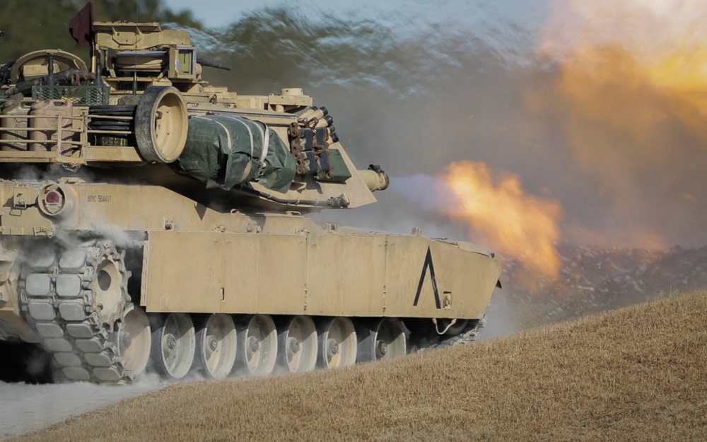 2nd Tank Battalion conducts marksmanship qualification training