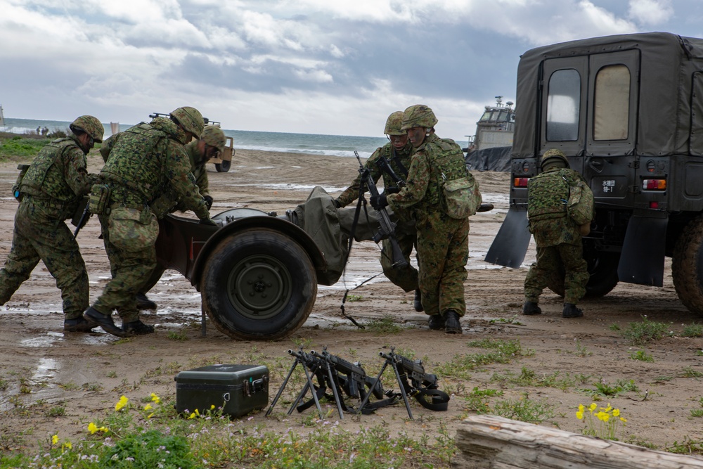 U.S. Marines and Sailors, and Japan Ground Self-Defense Force Soldiers perform amphibious landing exercise during Iron Fist 2019
