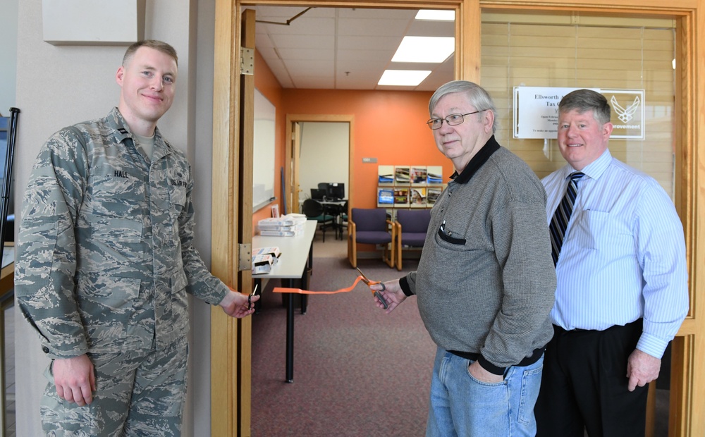 DVIDS Images Ellsworth tax center offers base community free