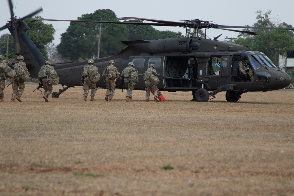 U.S. Soldiers conduct air assault mission in Thailand