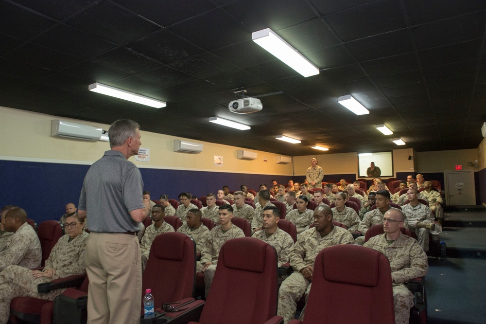 Navy Reserve leadership visits CLDJ