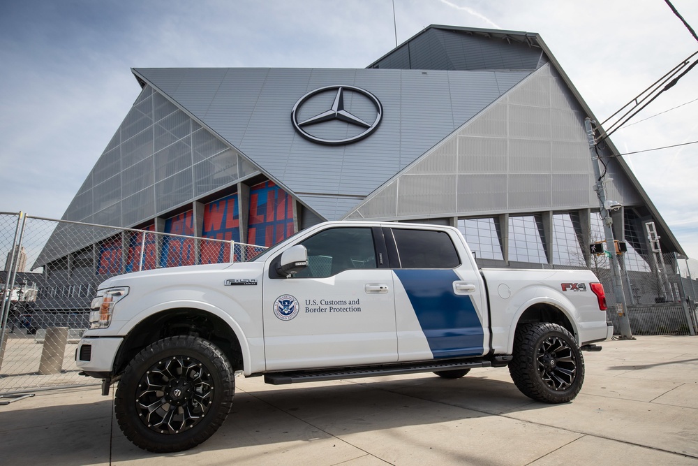 OFO unit stands guard outside the Mercedes-Benz Stadium