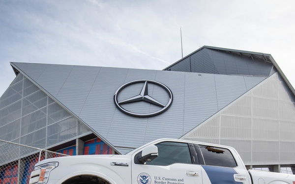 OFO unit stands guard outside the Mercedes-Benz Stadium