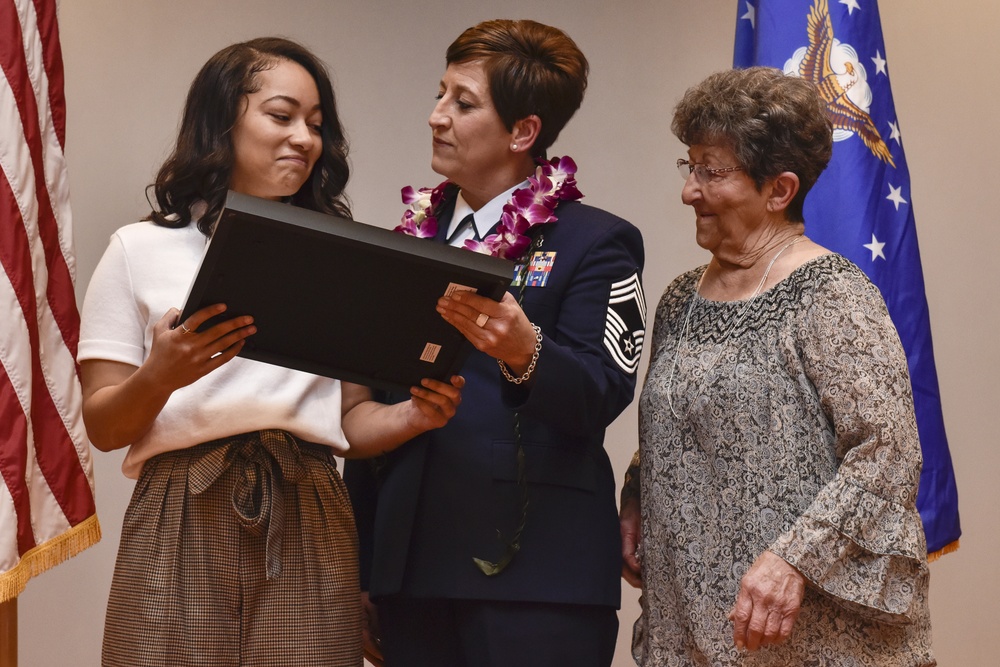 CMSgt Leslie Pratt, 30 years of service