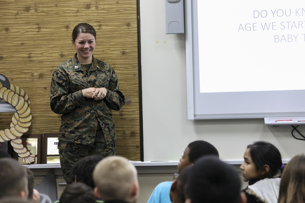 Don't forget to floss | Sailors with 3rd Dental Battalion visit Kinser Elementary School