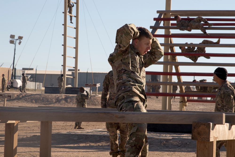 Soldiers Participate in Obstacle Course on Day Zero at Air Assault School