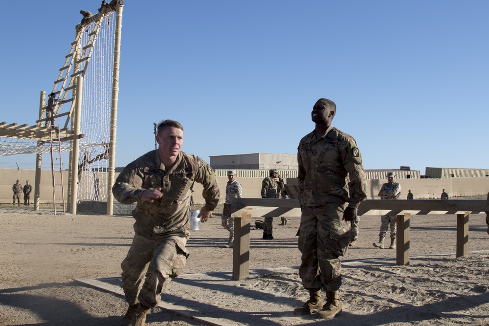 Soldiers Participate in Obstacle Course on Day Zero at Air Assault School