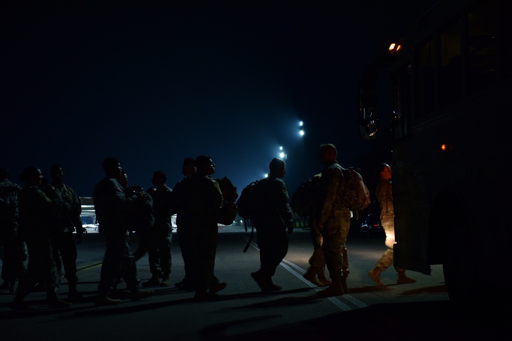Soldiers arrive at Laughlin Air Force Base