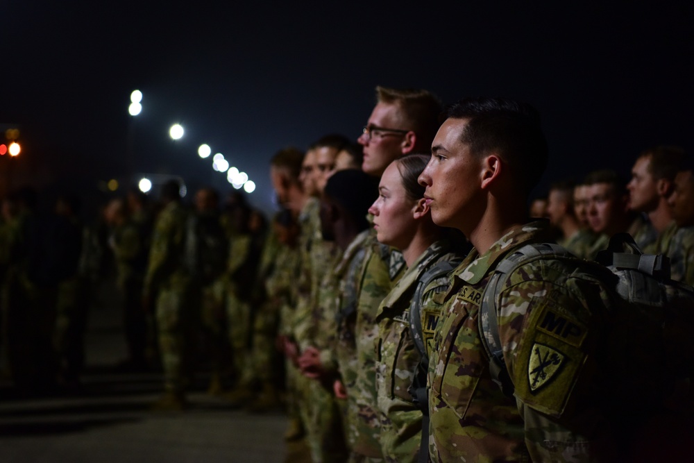 Soldiers arrive at Laughlin Air Force Base