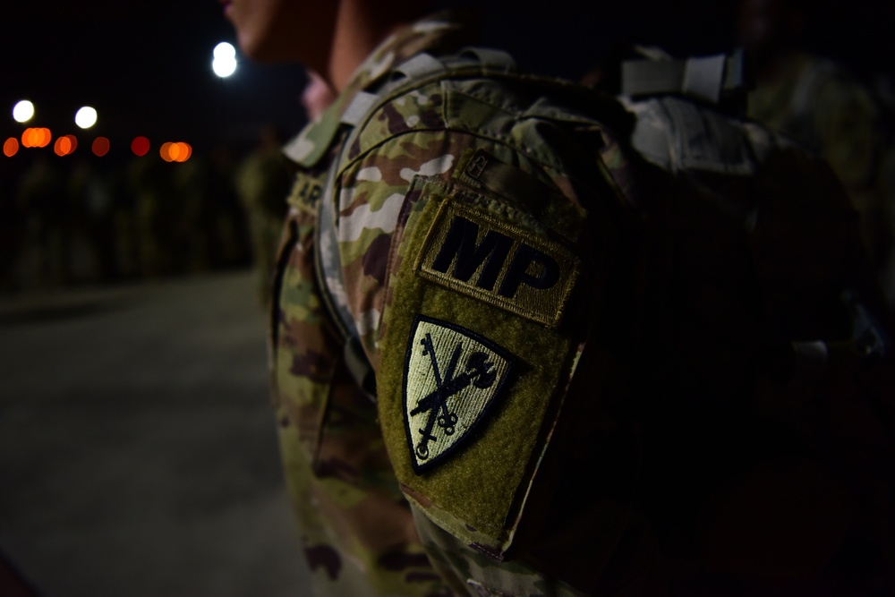 Soldiers arrive at Laughlin Air Force Base