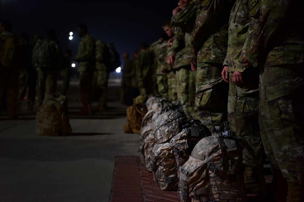 Soldiers arrive at Laughlin Air Force Base