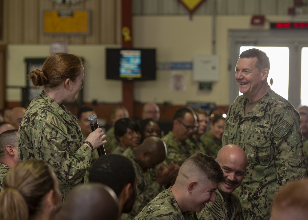 Navy Reserve Force all-hands call at CLDJ