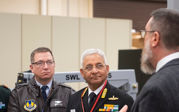 Indian delegation visits AFRL